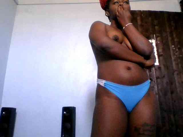 Sweetpussy22 webcam