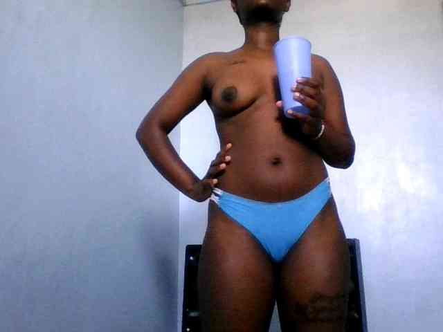 Sweetpussy22 webcam
