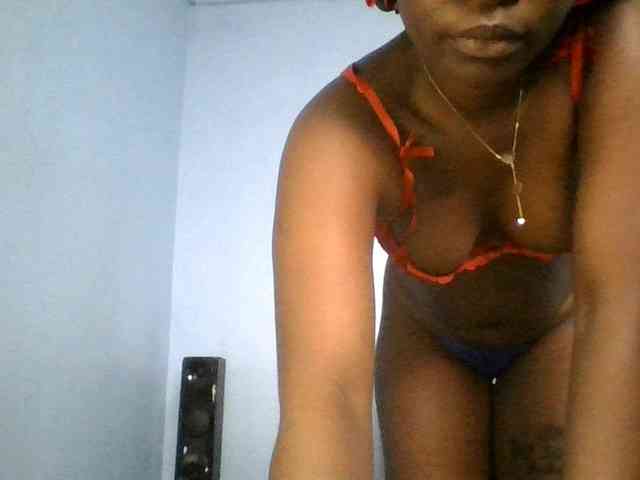 Sweetpussy22 webcam