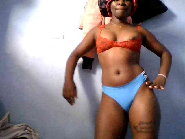 Sweetpussy22 webcam