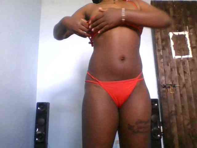 Sweetpussy22 webcam