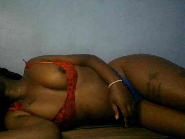 Sweetpussy22 webcam