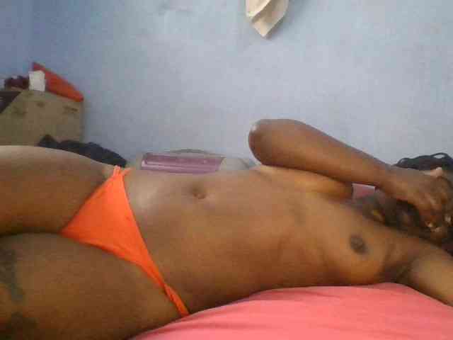 Sweetpussy22 webcam