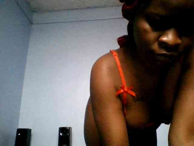Sweetpussy22 webcam