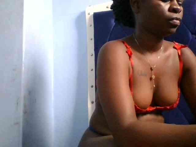 Sweetpussy22 webcam