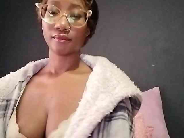 Sexyliciouse webcam
