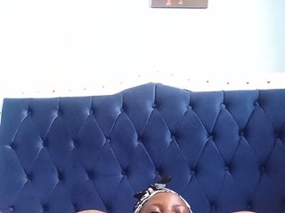 Hornygal21's Live Webcam