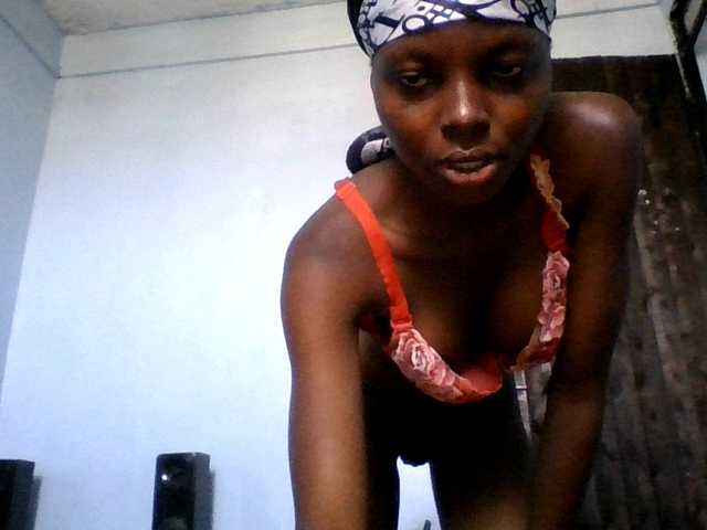 Hornygal21 live cam on BongaCams
