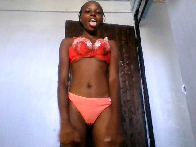 Hornygal21 live cam on BongaCams