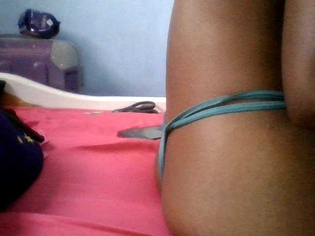 Hornygal21 live cam on BongaCams