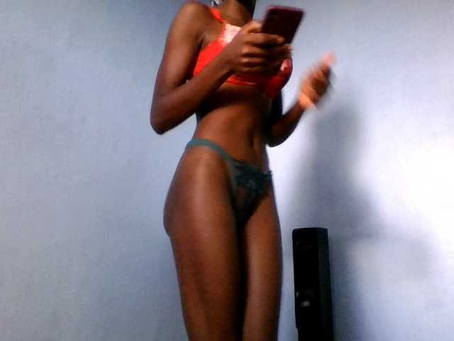 Hornygal21 live cam on BongaCams