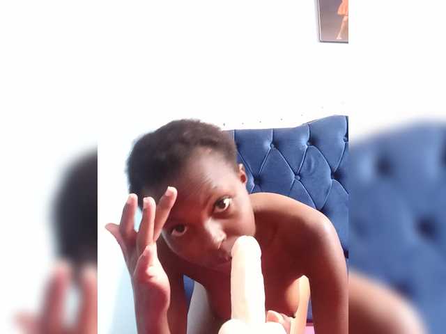 Hornygal21 live cam on BongaCams