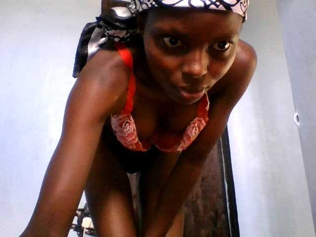 Hornygal21 live cam on BongaCams
