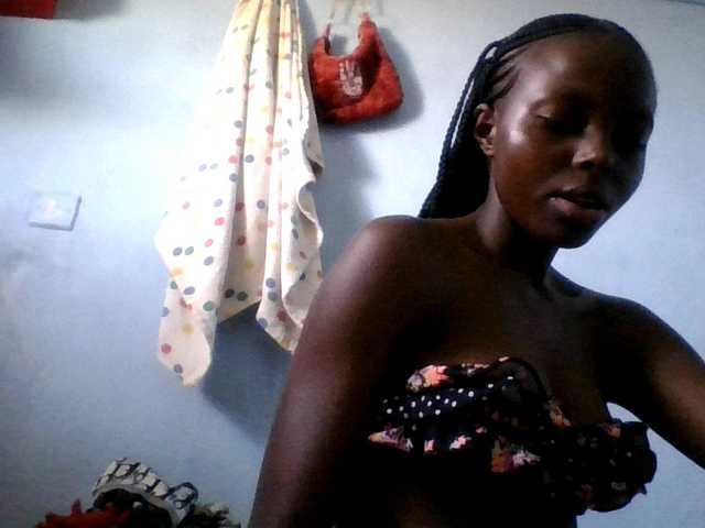 Hornygal21 live cam on BongaCams
