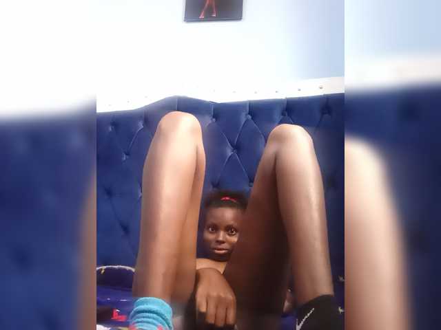 Hornygal21 live cam on BongaCams