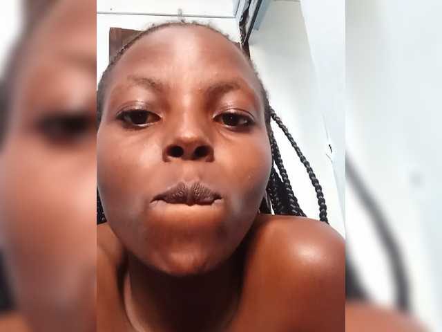 Hornygal21 live cam on BongaCams