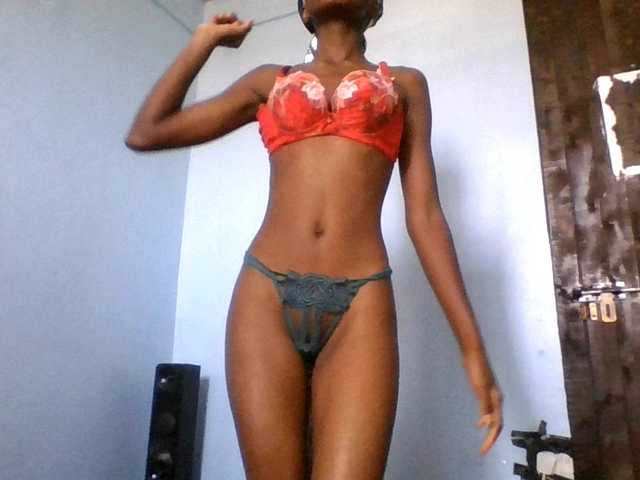 Hornygal21 live cam on BongaCams
