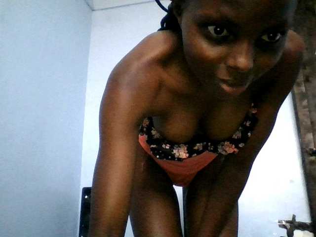 Hornygal21 live cam on BongaCams