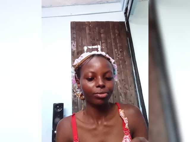 Hornygal21 live cam on BongaCams
