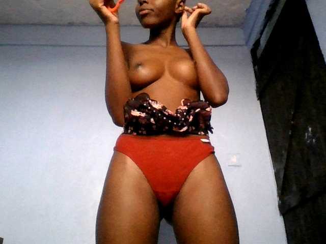 Hornygal21 live cam on BongaCams
