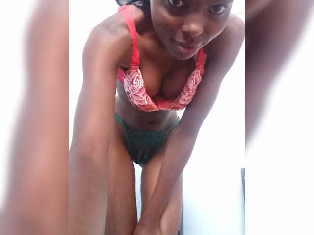 Hornygal21 live cam on BongaCams