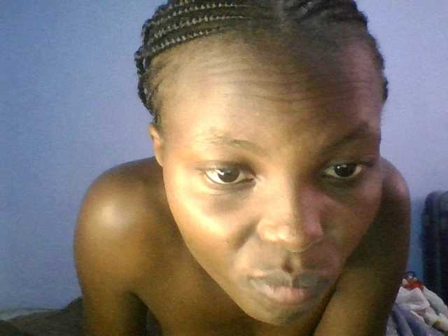Hornygal21 live cam on BongaCams