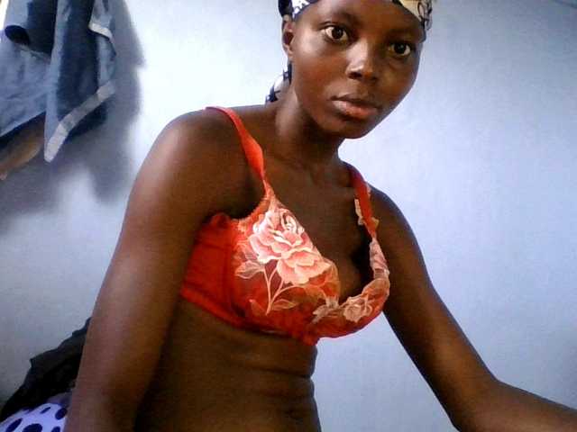 Hornygal21 live cam on BongaCams