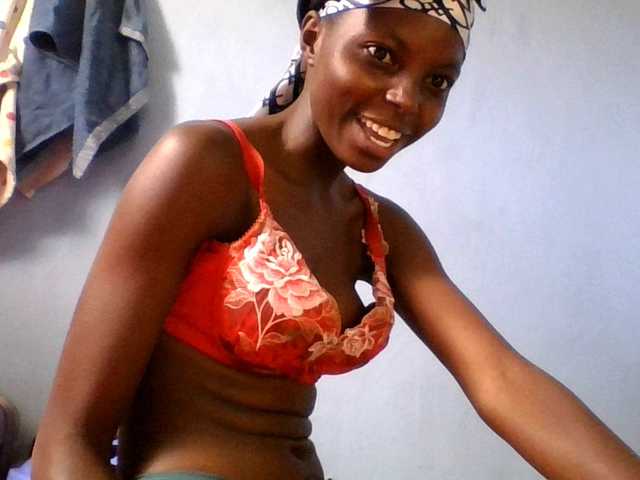 Hornygal21 live cam on BongaCams