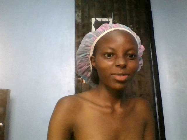 Hornygal21 live cam on BongaCams