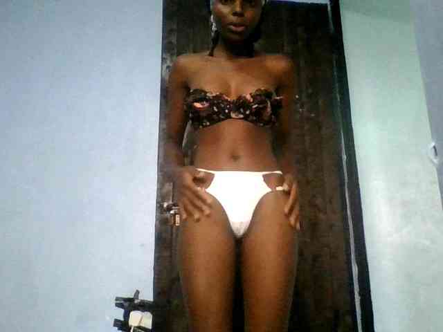 Hornygal21 webcam