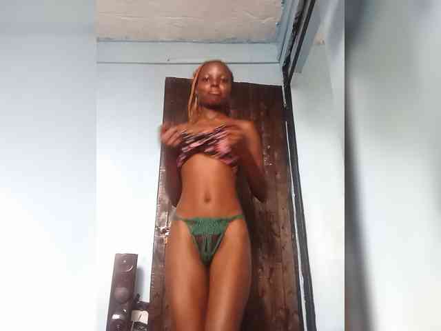 Hornygal21 webcam