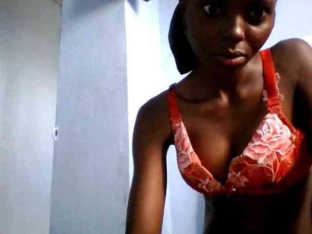 Hornygal21 webcam