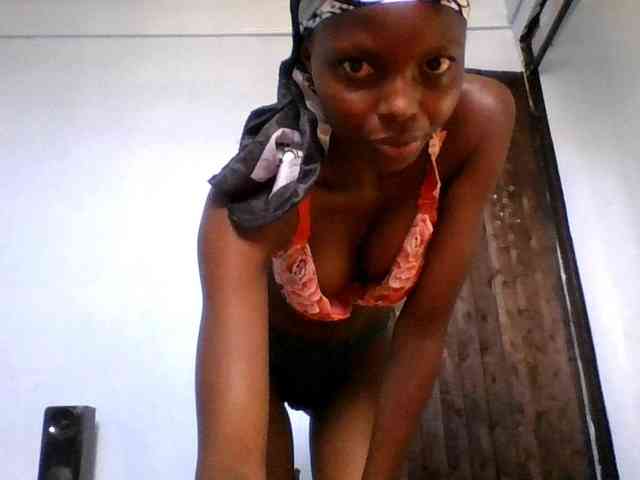 Hornygal21 webcam
