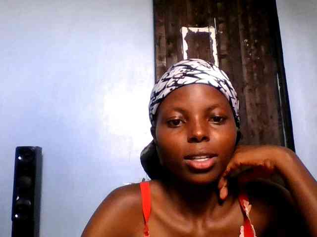 Hornygal21 webcam