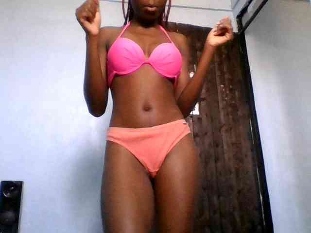 Hornygal21 webcam