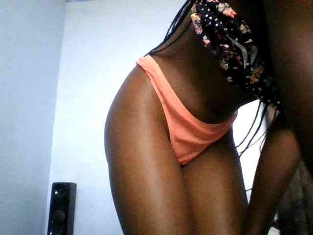 Hornygal21 webcam