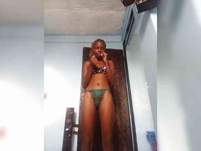 Hornygal21 webcam