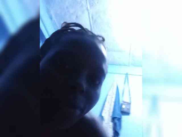 Hornygal21 webcam