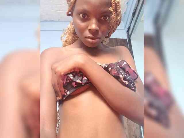 Hornygal21 webcam