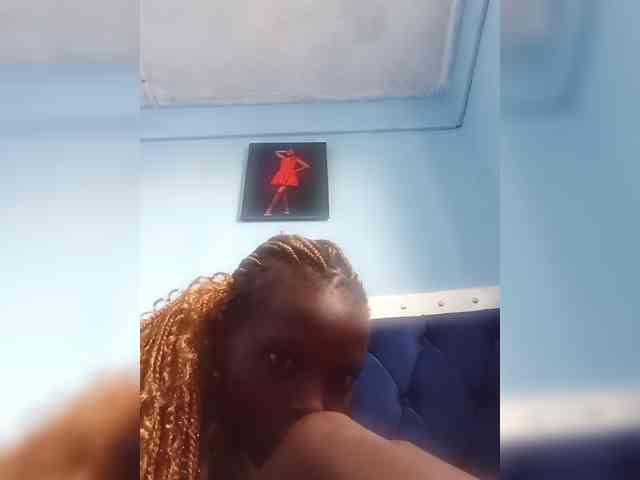 Hornygal21 webcam
