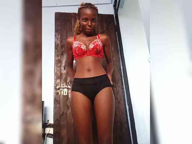 Hornygal21 webcam