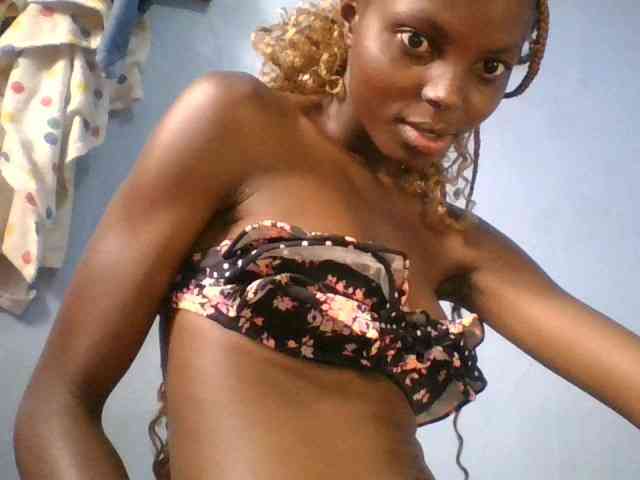 Hornygal21 webcam