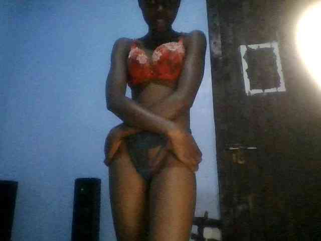Hornygal21 webcam