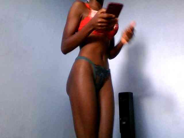 Hornygal21 webcam