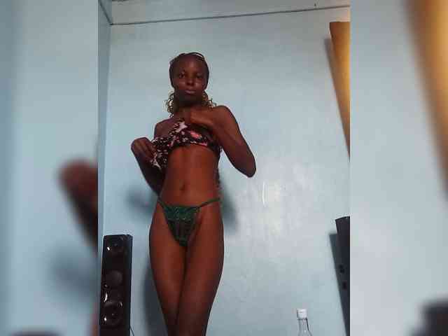 Hornygal21 webcam