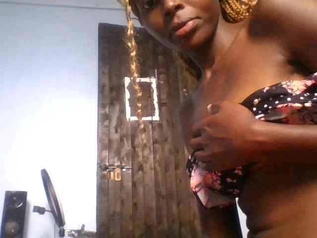 Model: Hornygal21