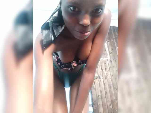 Hornygal21 webcam