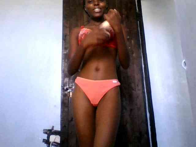 Hornygal21 webcam