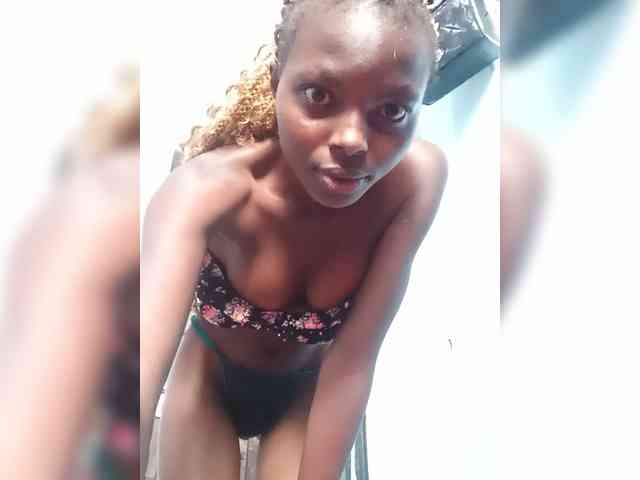 Hornygal21 webcam