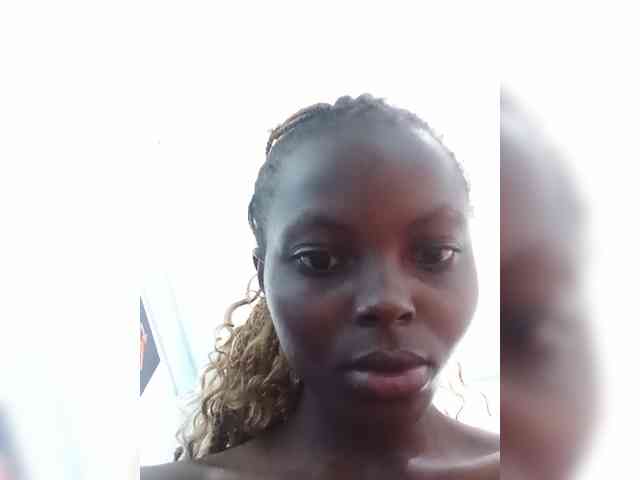 Hornygal21 webcam